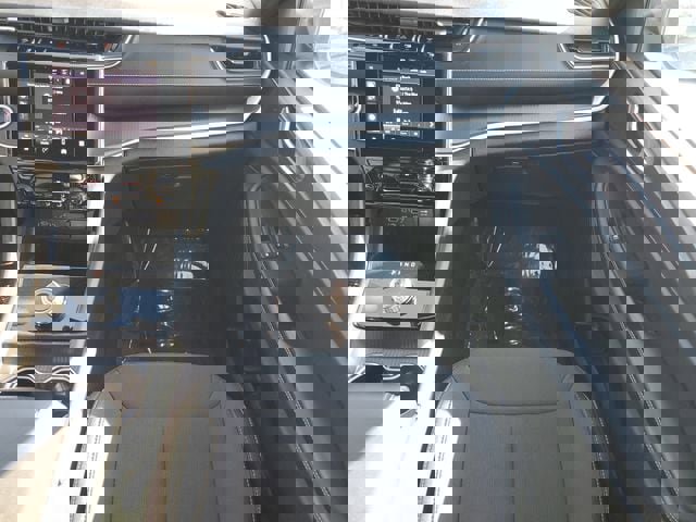 Certified 2025 Jeep Grand Cherokee L Laredo w/ Trailer Tow Package image 21