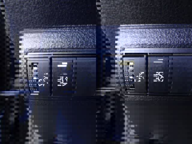 Used 2023 Toyota Corolla LE image 16