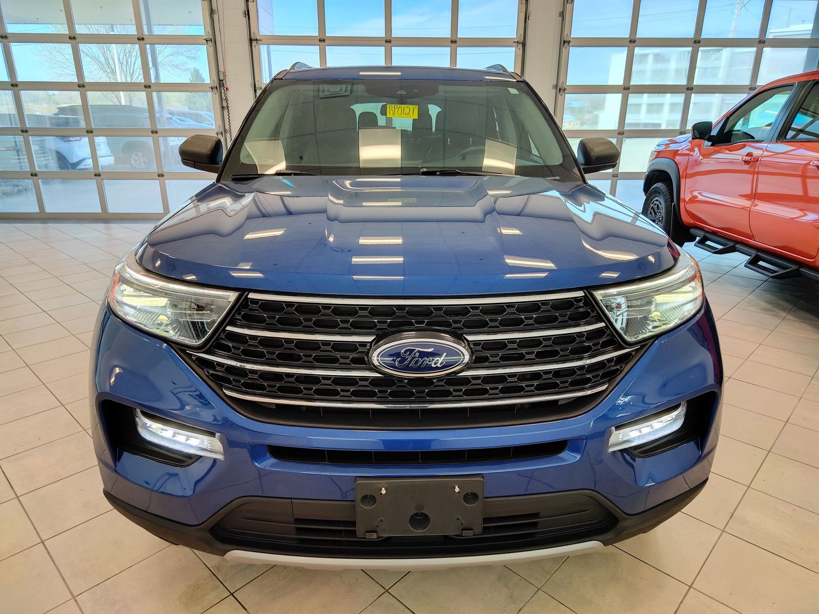 Used 2020 Ford Explorer XLT w/ Equipment Group 202A image 7