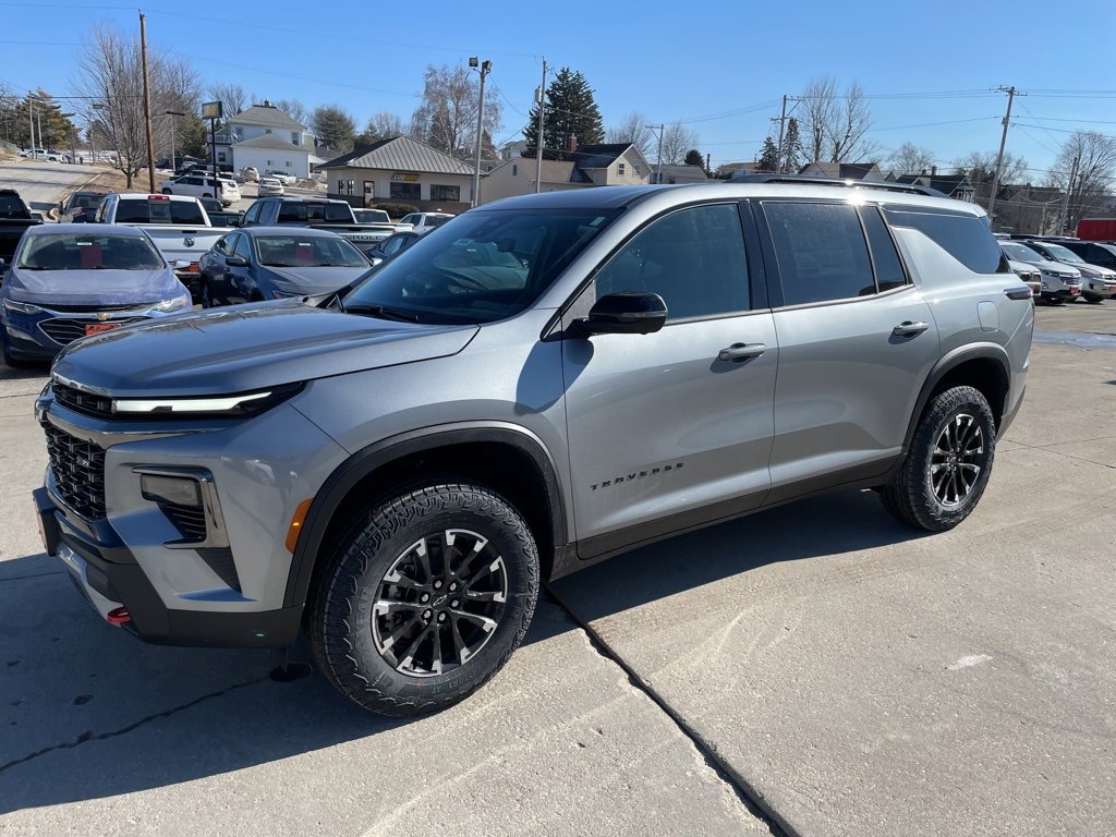 New 2026 Chevrolet Traverse Z71 w/ Driver Confidence Package image 1