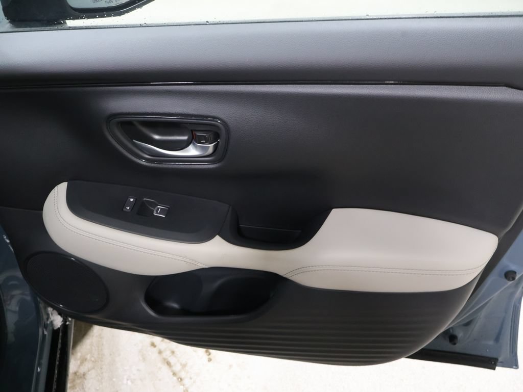 New 2027 Honda HR-V EX-L image 16