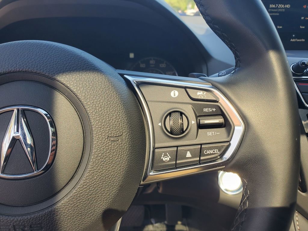 Used 2025 Acura RDX SH-AWD image 25