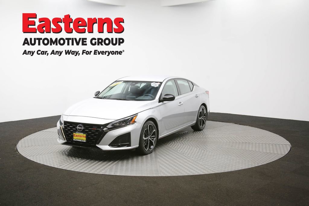 Used 2023 Nissan Altima 2.5 SR FWD image 51