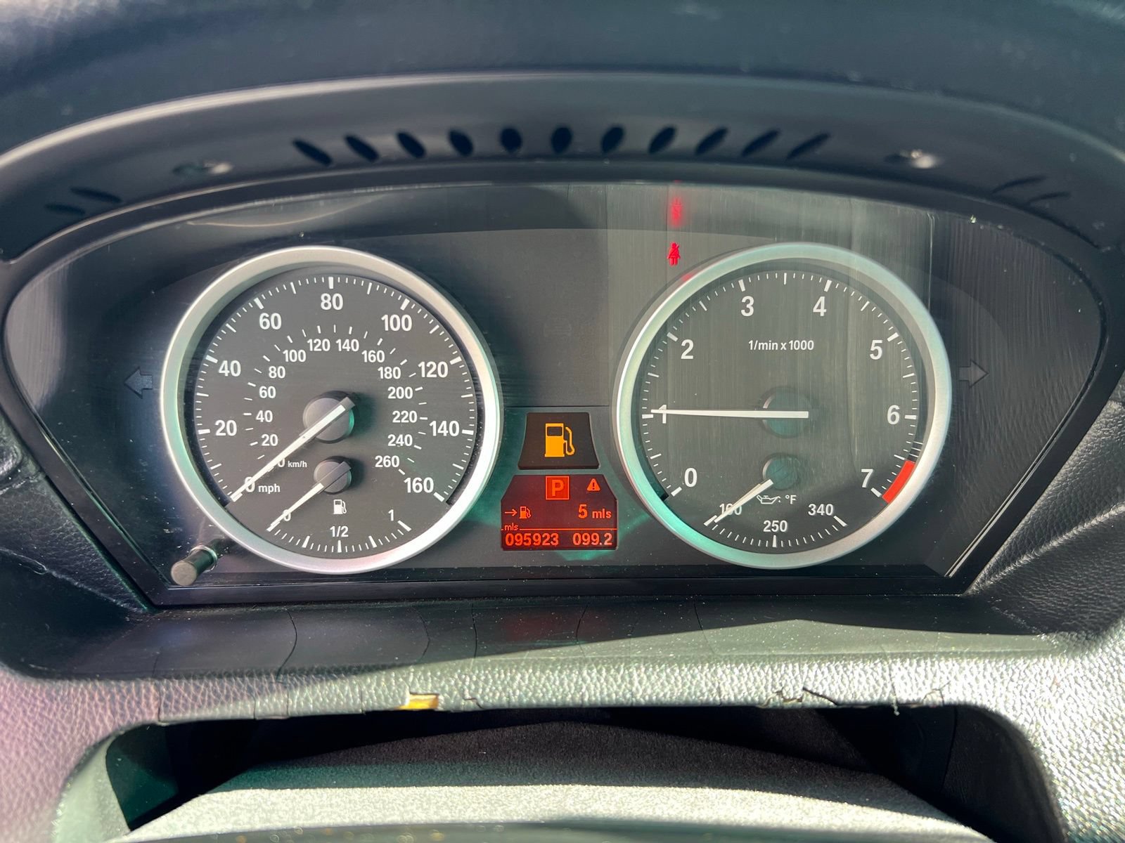 Used 2008 BMW 650i Convertible RWD image 31