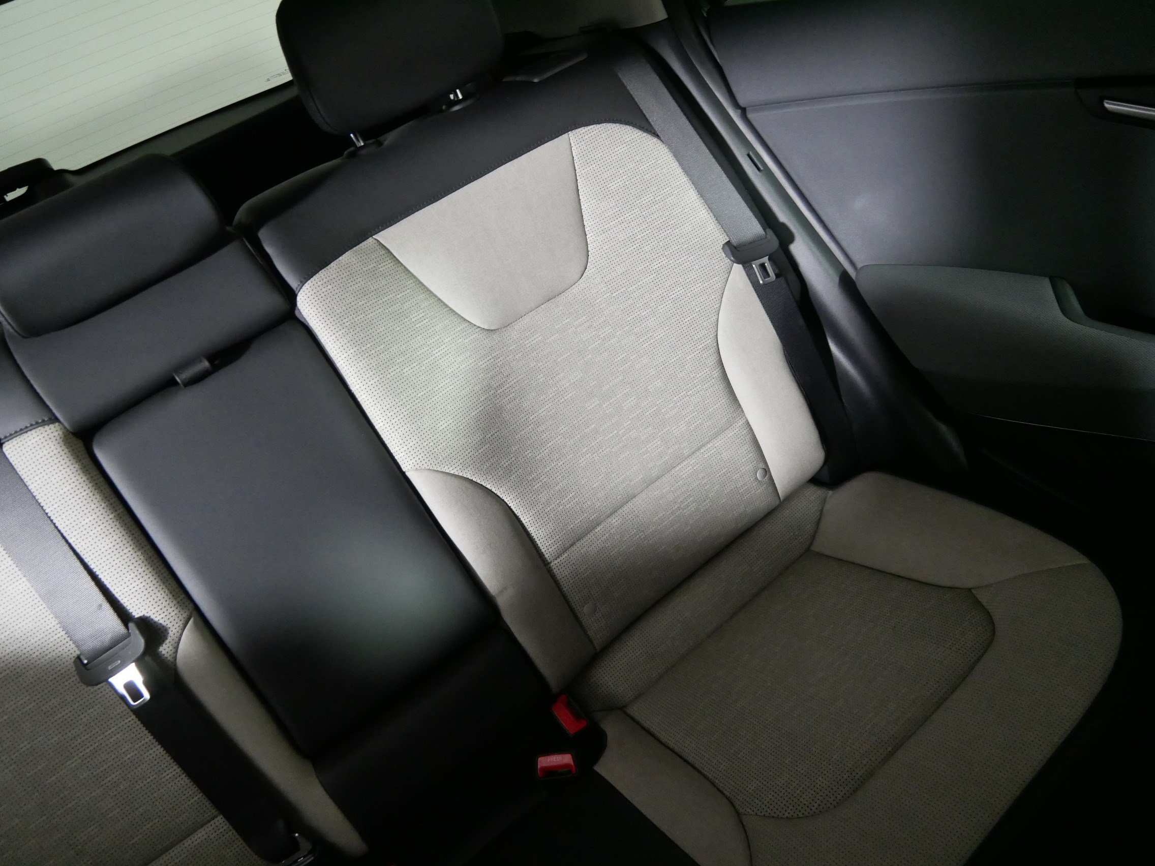 Used 2024 Kia Niro FWD image 14