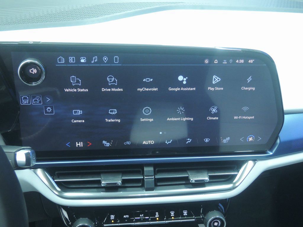 New 2026 Chevrolet Equinox EV LT AWD/4WD image 18