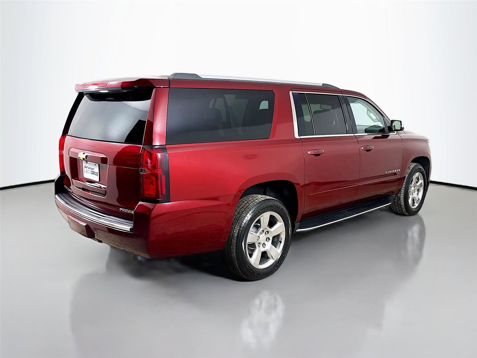 Used 2019 Chevrolet Suburban Premier AWD/4WD image 9