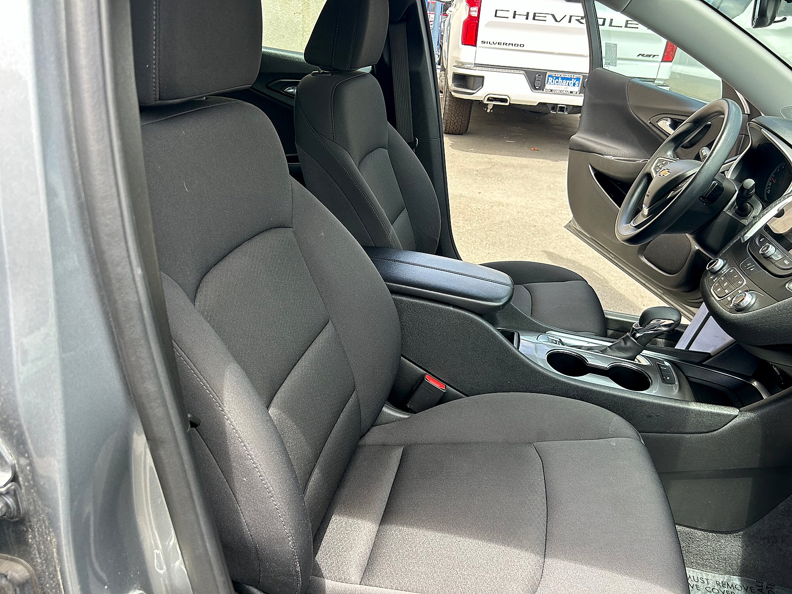 Used 2024 Chevrolet Malibu LT FWD image 28