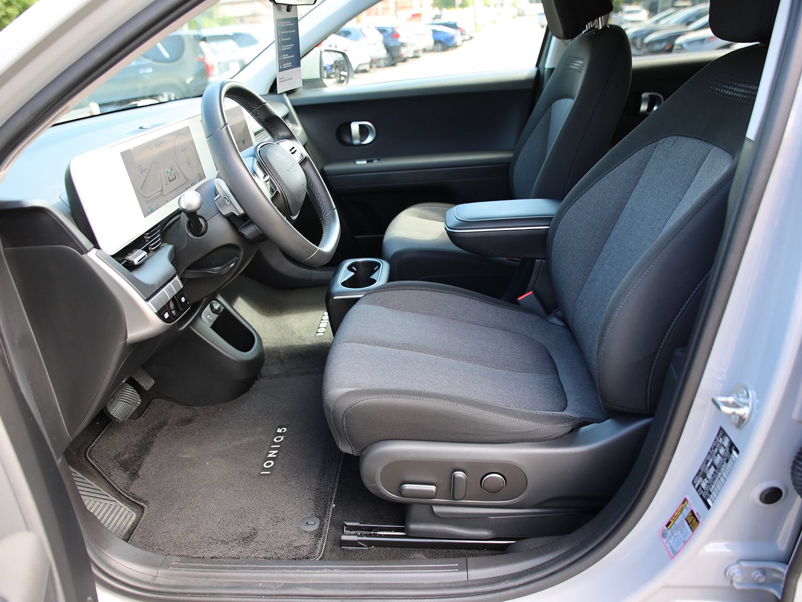 Certified 2024 Hyundai Ioniq 5 SE AWD/4WD image 15