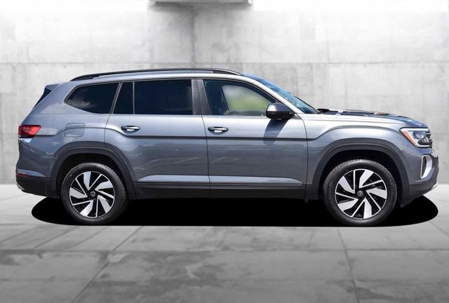 Certified 2025 Volkswagen Atlas SE FWD image 5