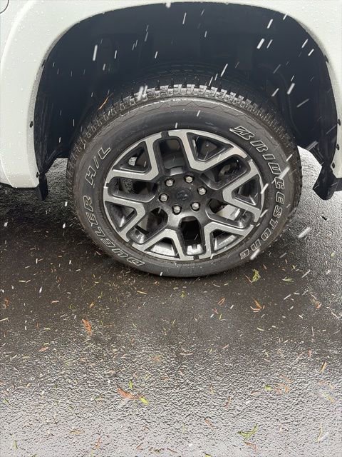 Used 2025 RAM 1500 Laramie w/ Sport Appearance Package image 29