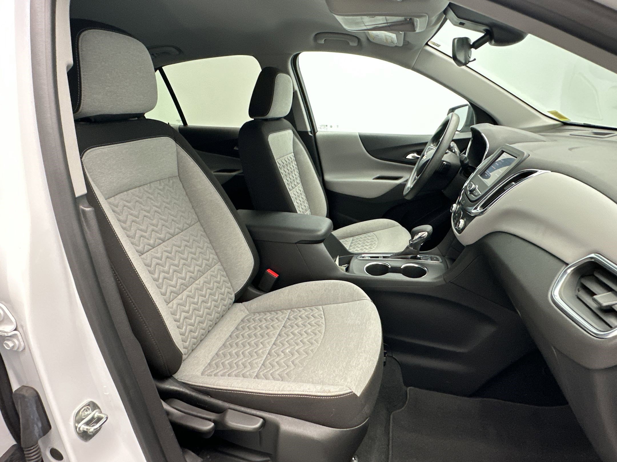 Certified 2023 Chevrolet Equinox LS w/ LS Convenience Package AWD/4WD image 28