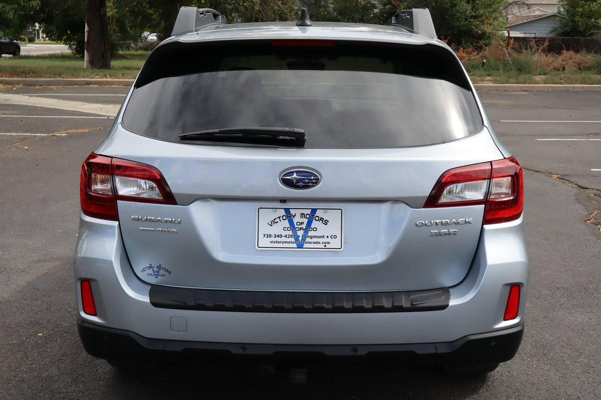 Used 2017 Subaru Outback 3.6R Limited AWD/4WD image 6
