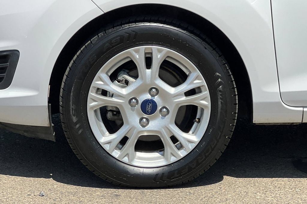 Used 2016 Ford Fiesta SE FWD image 26