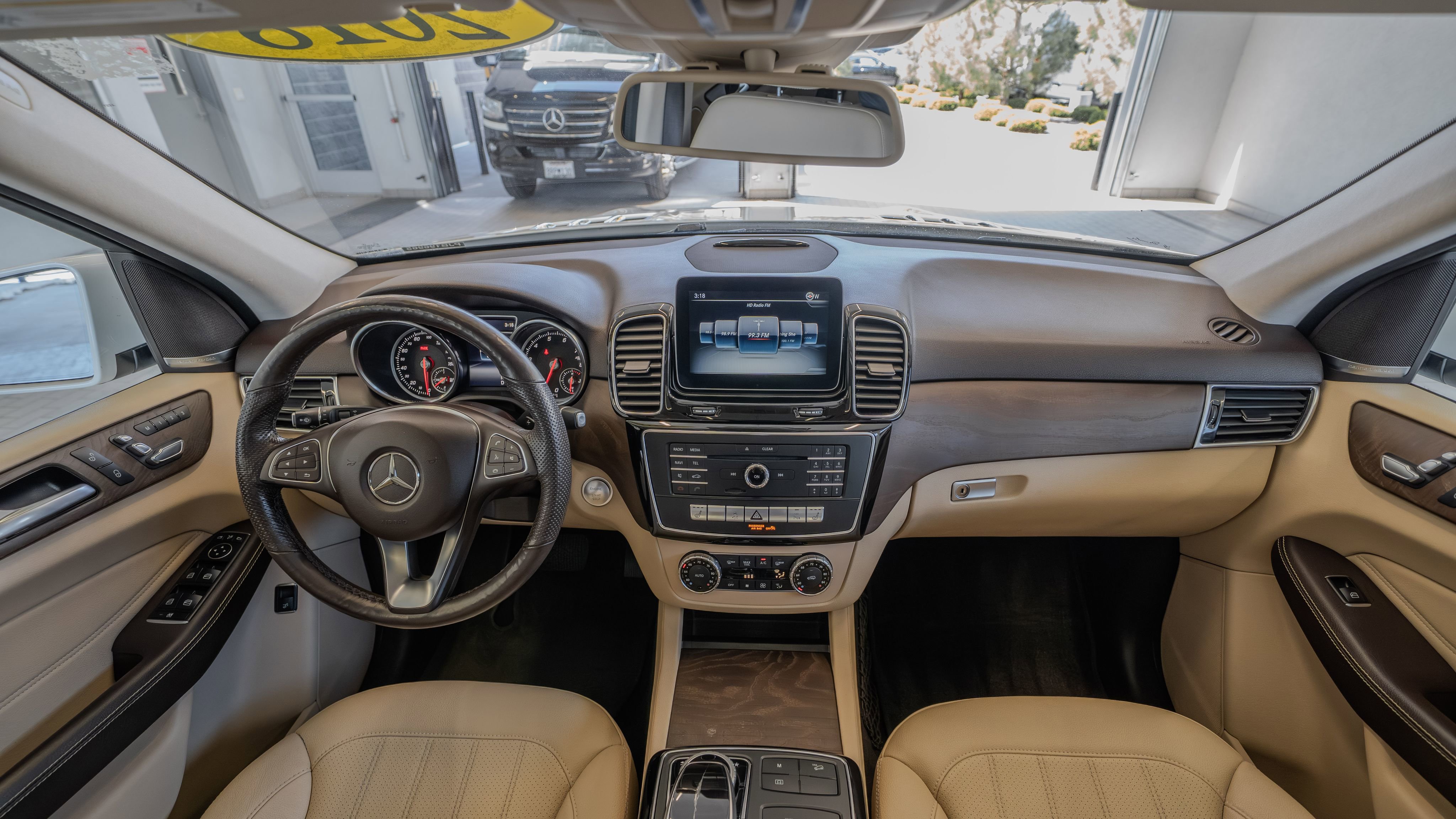 Used 2018 Mercedes-Benz GLE 350 4MATIC w/ Premium 1 Package image 8