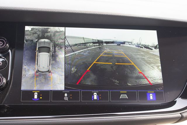 Used 2022 Buick Envision Avenir w/ Safety Package image 30