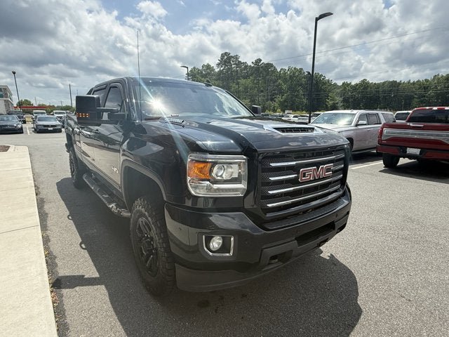 Used 2018 GMC Sierra 2500 SLT w/ Duramax Plus Package AWD/4WD image 8