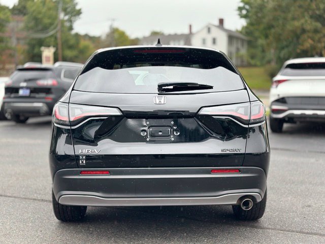 Used 2025 Honda HR-V Sport image 5