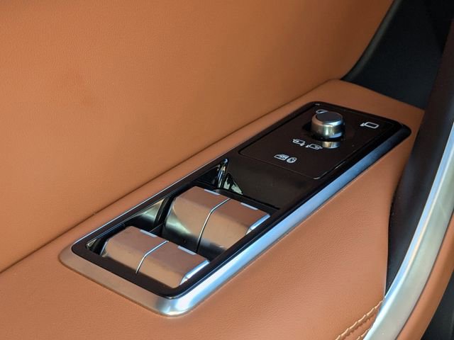 New 2026 Jaguar F-PACE R-Dynamic S image 18