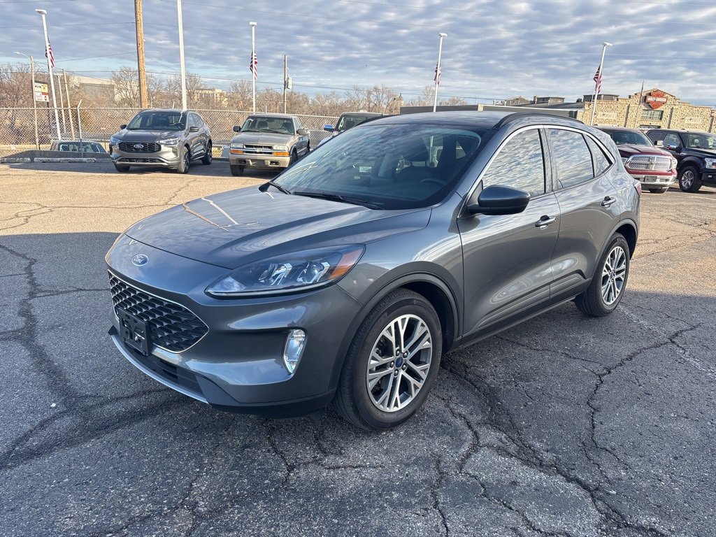 Certified 2022 Ford Escape SEL w/ Technology Package image 3