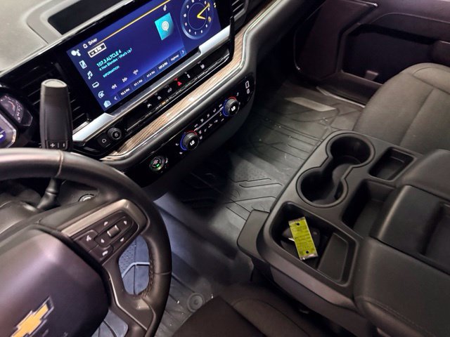 Used 2024 Chevrolet Silverado 1500 LT AWD/4WD image 21