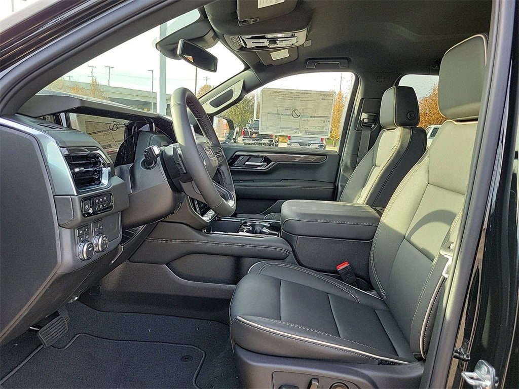 New 2026 GMC Yukon XL Elevation image 16