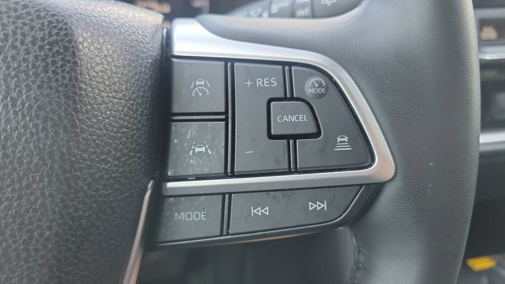 Certified 2025 Toyota Grand Highlander AWD Hybrid image 21