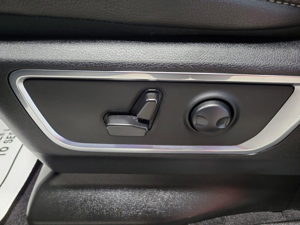 Used 2025 RAM 1500 Laramie w/ Night Edition image 61