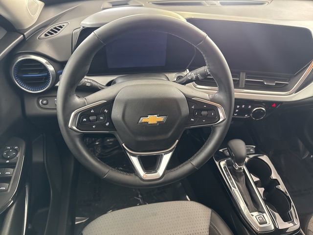 Used 2024 Chevrolet Trax LT w/ Driver Confidence Package image 26