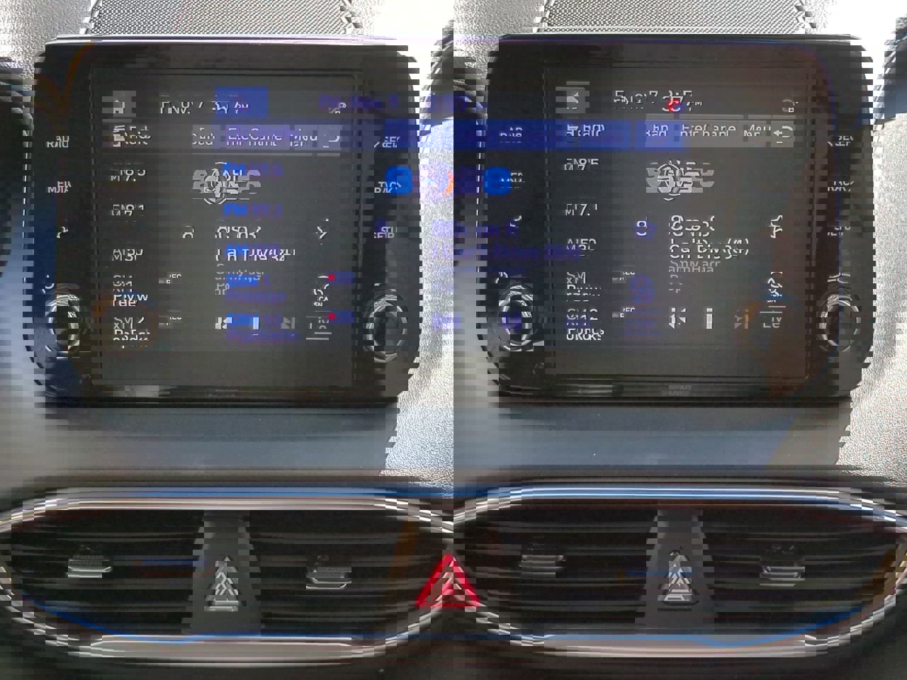 Used 2022 Hyundai Santa Fe SEL w/ Convenience Package image 18