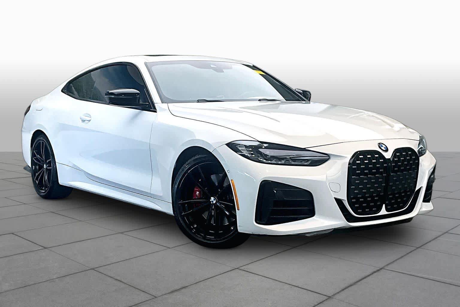 Used 2024 BMW M440i Coupe w/ Premium Package RWD image 3