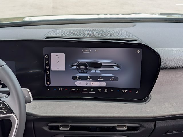 New 2026 Audi Q3 quattro 2.0T AWD/4WD image 24