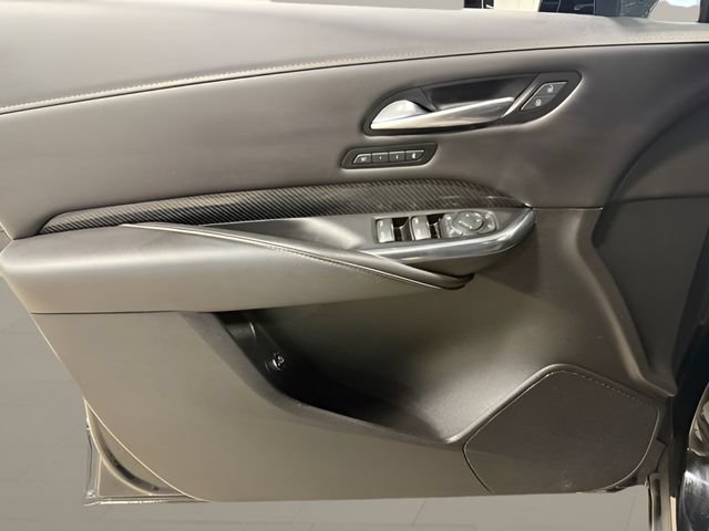 Used 2022 Cadillac XT4 Sport w/ Safety Alert Package AWD/4WD image 7