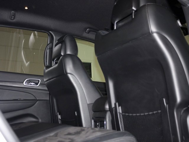 Used 2021 Jeep Grand Cherokee Laredo X image 6