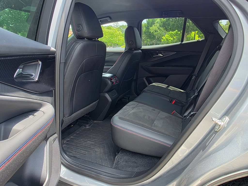 Certified 2025 Chevrolet Blazer EV RS AWD/4WD image 28