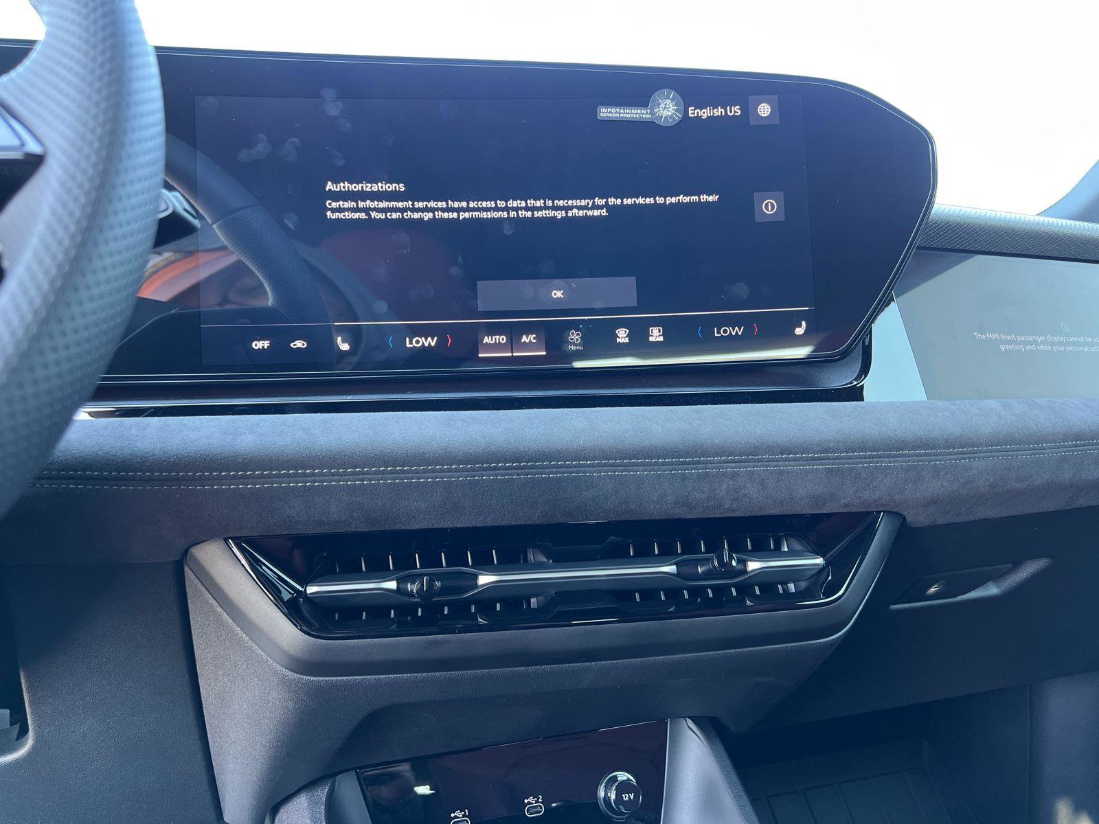 New 2025 Audi SQ6 e-tron Prestige w/ 21" Black Optic Wheel Package image 21