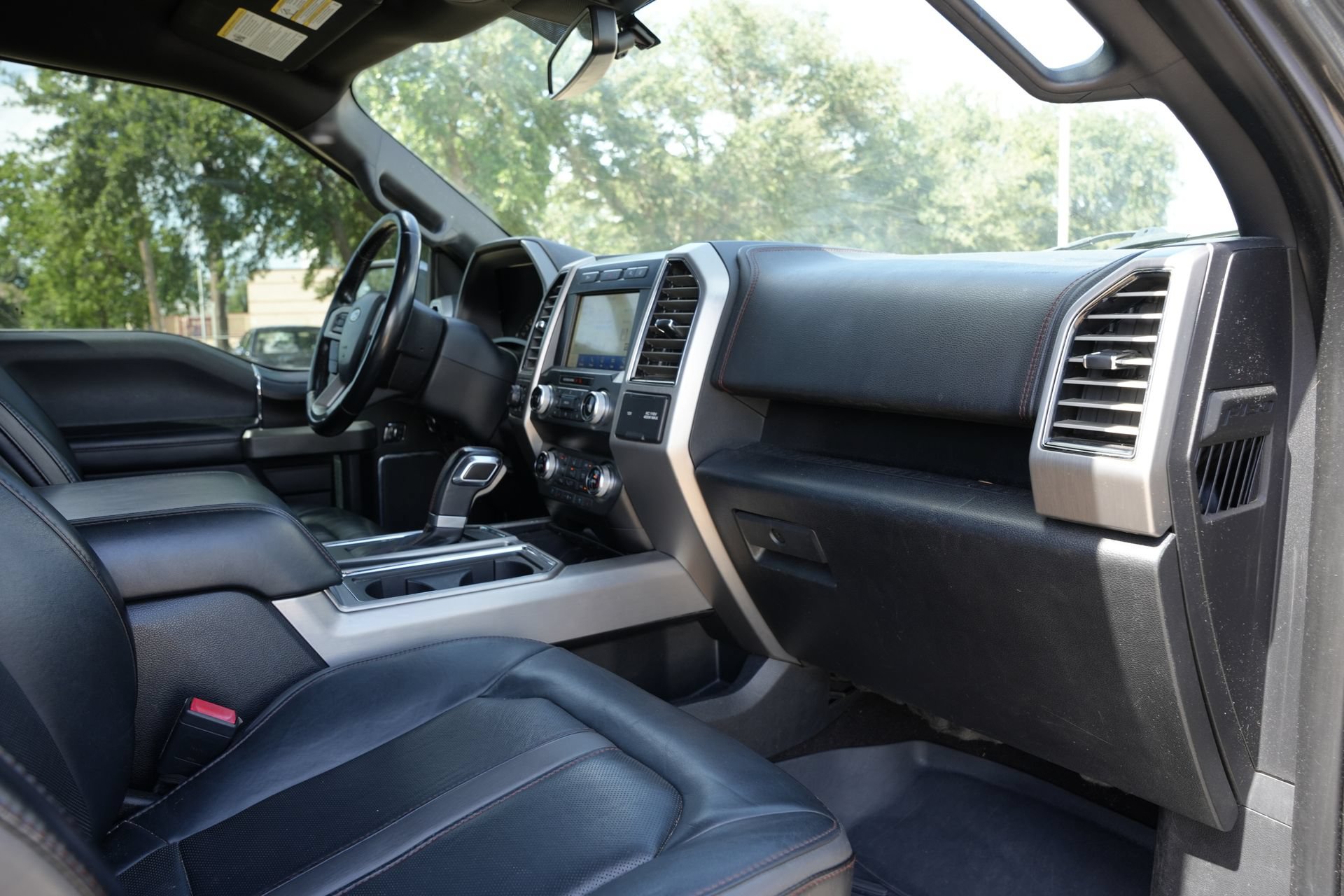 Used 2020 Ford F150 Platinum AWD/4WD image 22