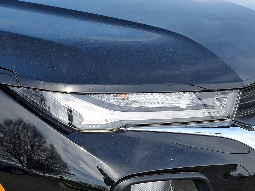 Used 2023 Chevrolet TrailBlazer LT w/ Convenience Package FWD image 9