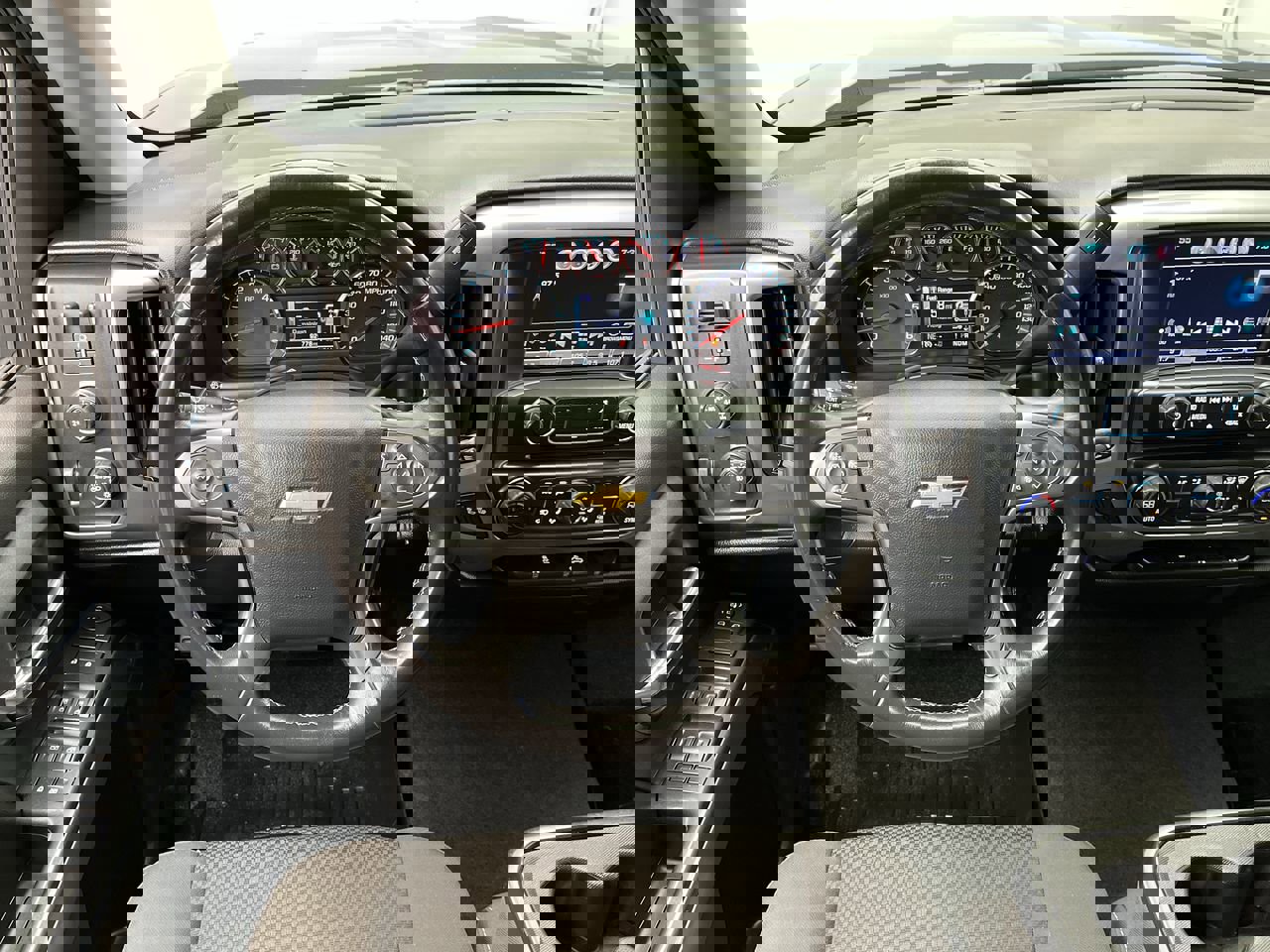 Used 2016 Chevrolet Silverado 1500 LT w/ All Star Edition AWD/4WD image 12