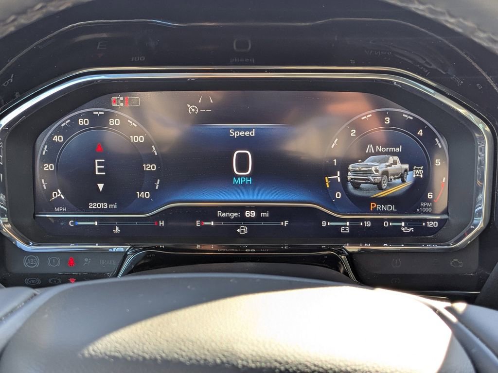 Used 2025 Chevrolet Silverado 2500 LT w/ Convenience Package image 28