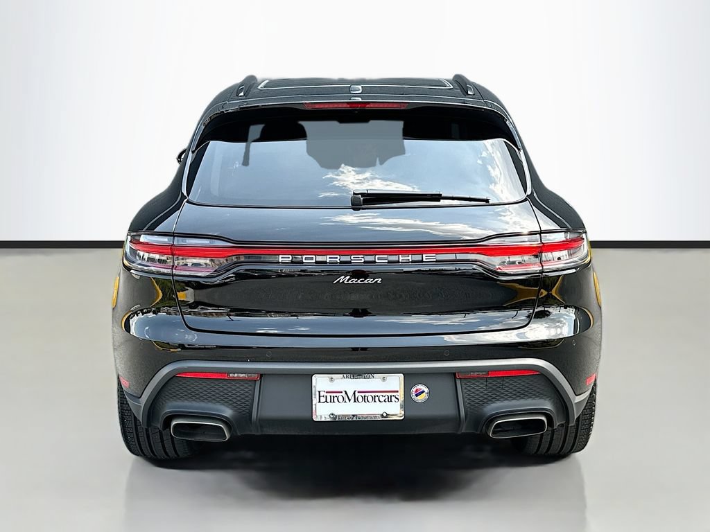 Certified 2026 Porsche Macan AWD/4WD image 10
