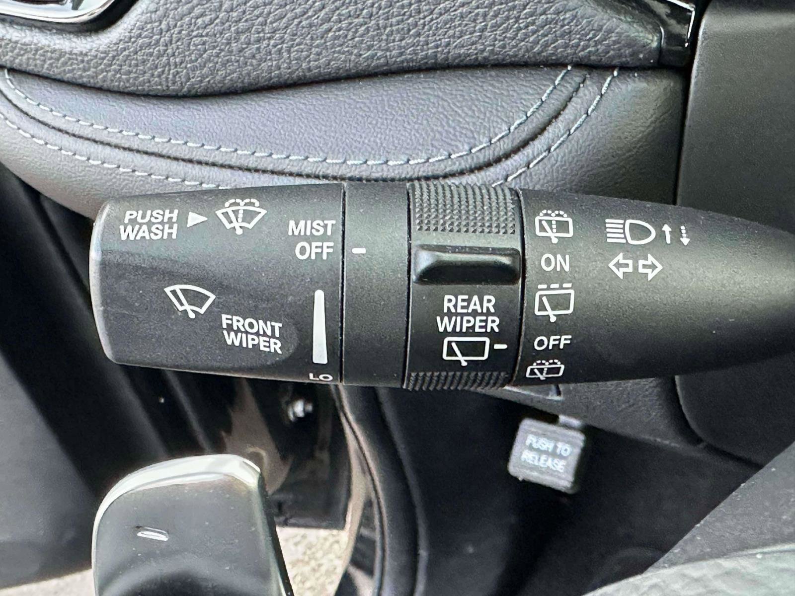 Used 2022 Dodge Durango GT image 22