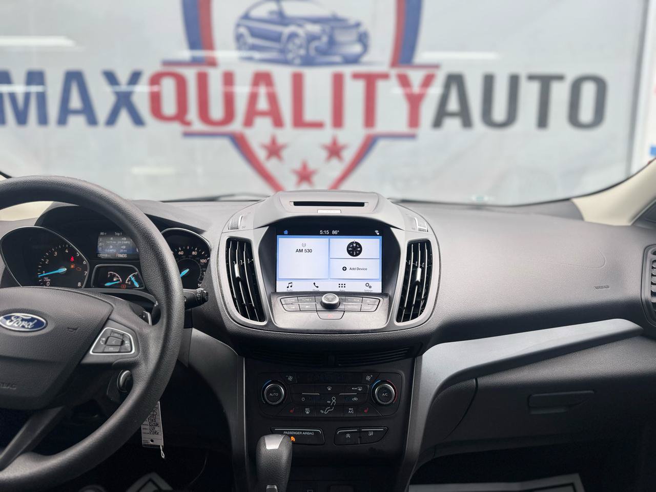 Used 2017 Ford Escape SE w/ Equipment Group 201A FWD image 40