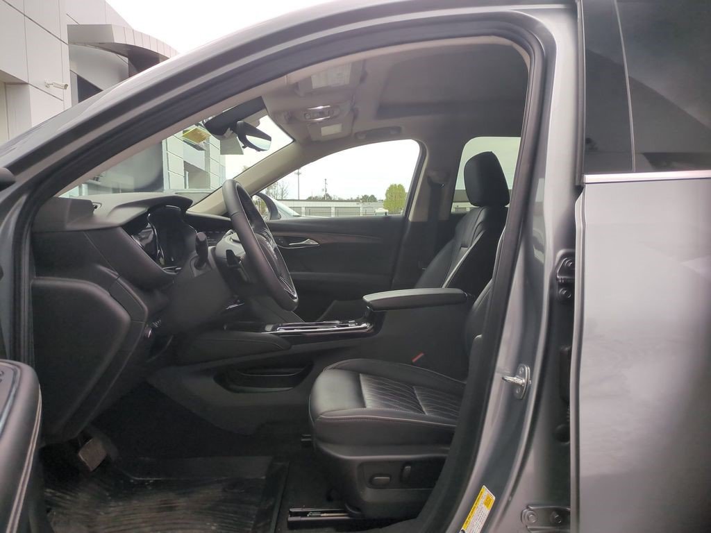 Used 2023 Buick Envision Avenir AWD/4WD image 12