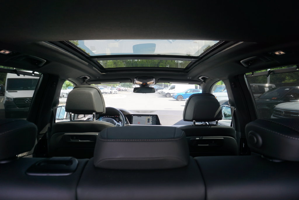 Used 2023 BMW X5 M50i w/ Executive Package AWD/4WD image 32