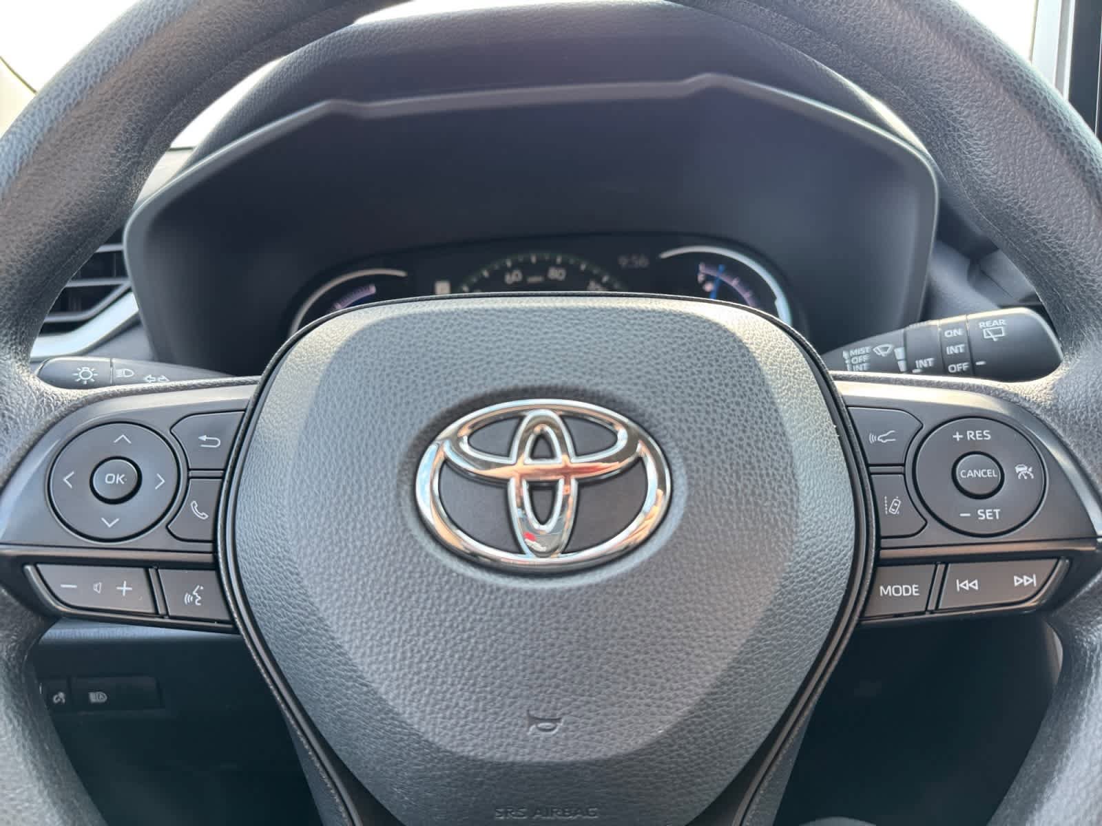 Used 2024 Toyota RAV4 XLE image 17