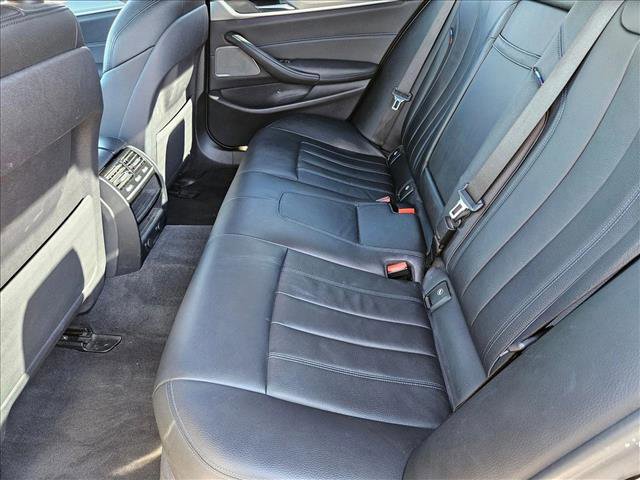Used 2019 BMW 540i w/ M Sport Package image 17
