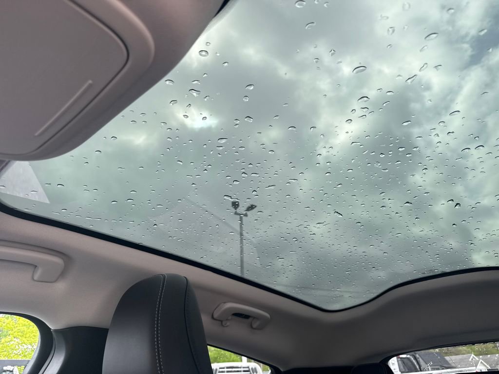 Used 2025 Ford Mustang Mach-E Premium AWD/4WD image 44