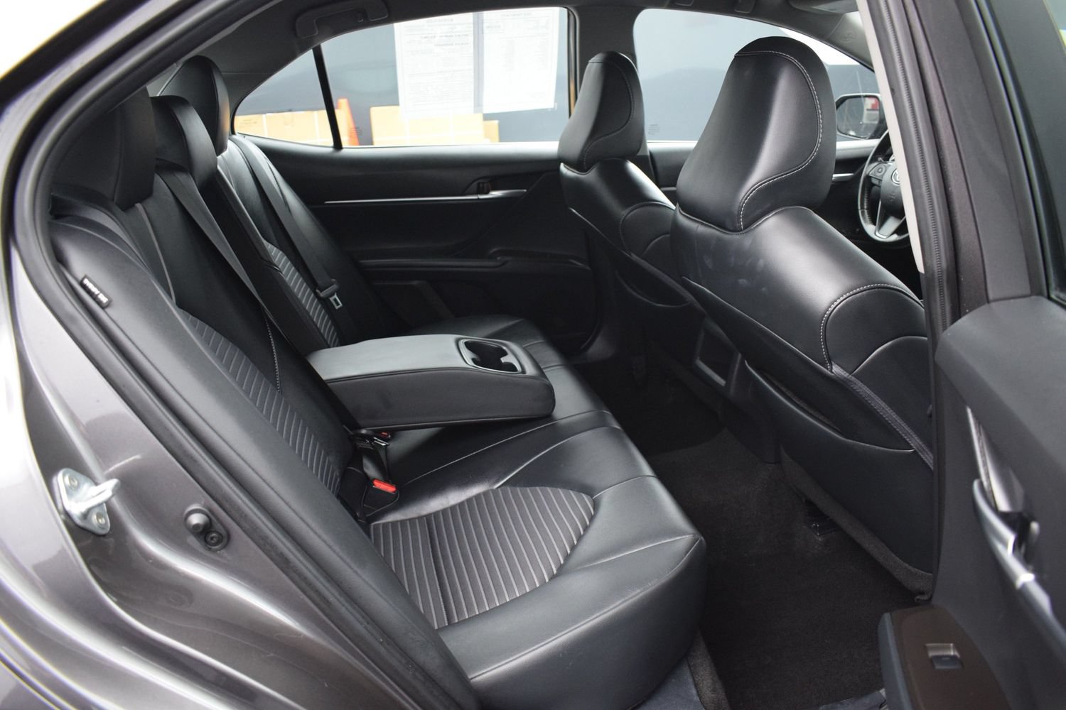 Used 2024 Toyota Camry SE FWD image 11