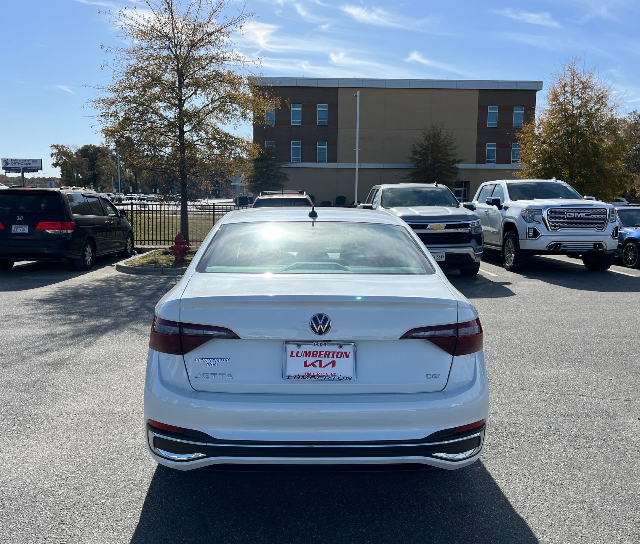 Used 2024 Volkswagen Jetta SEL image 16